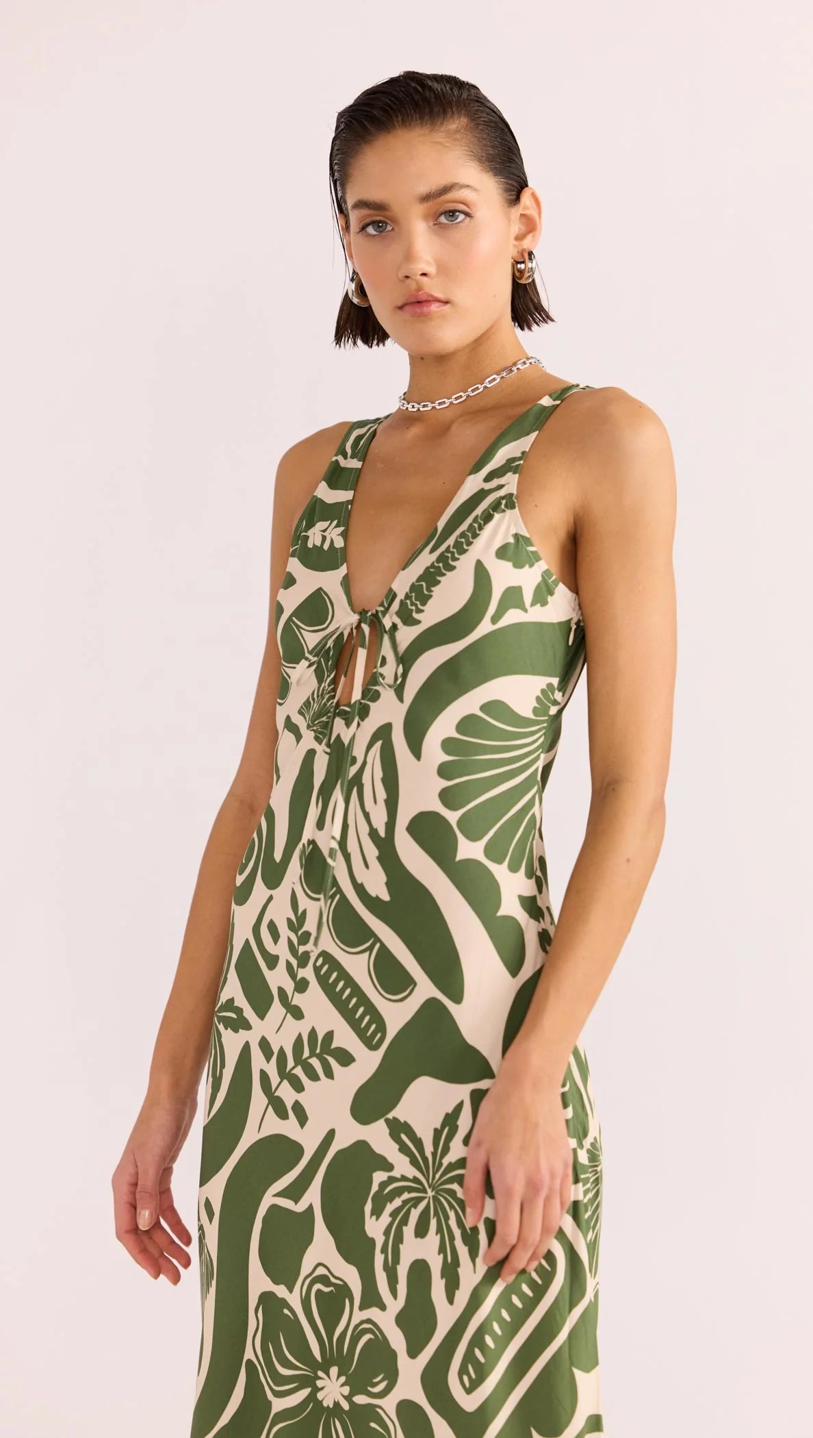 Minkpink Amos Keyhole Midi Dress IS2501452
