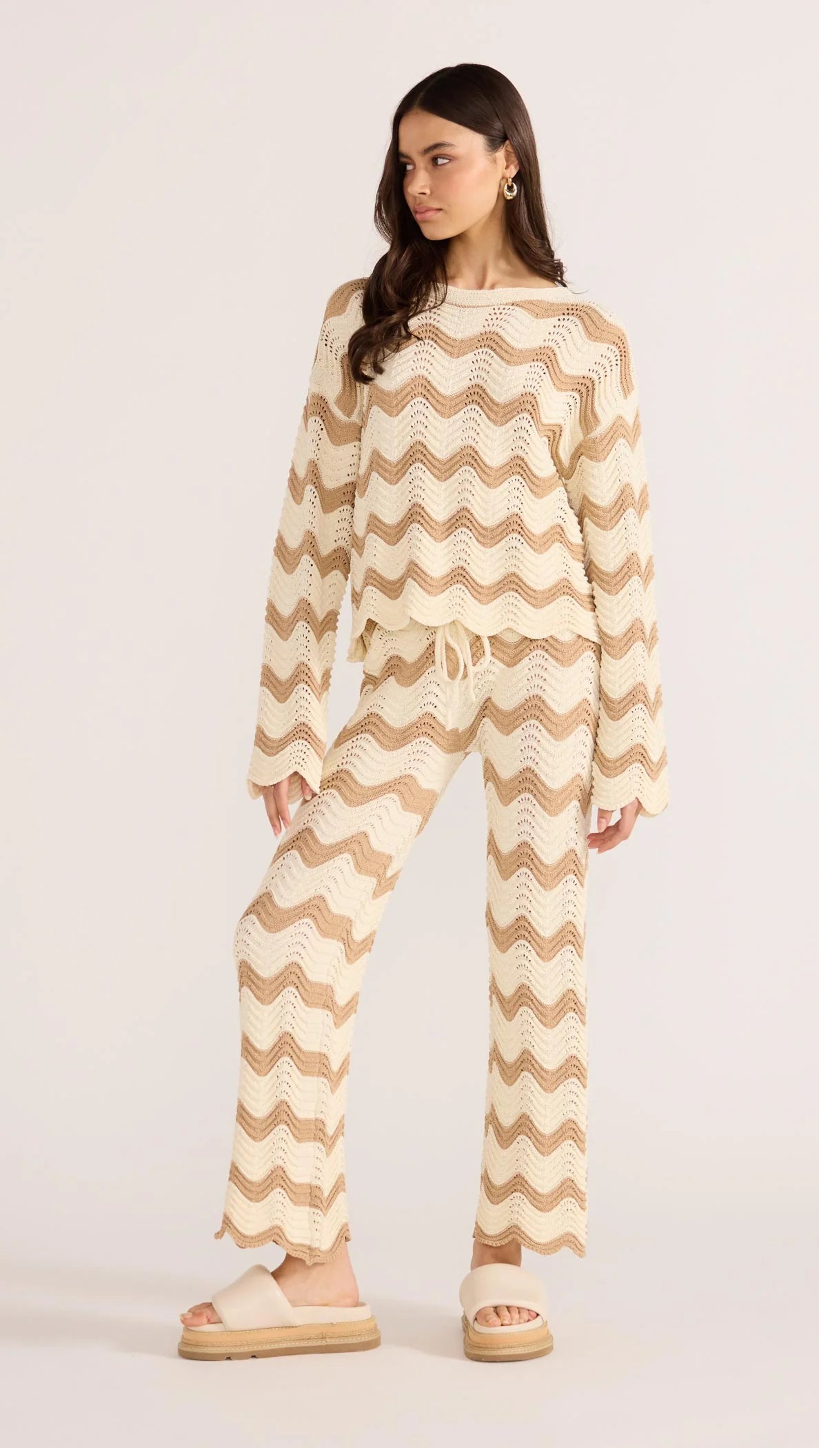 Minkpink Brooke Crochet Wave Sweater MG2502882 Brown / White