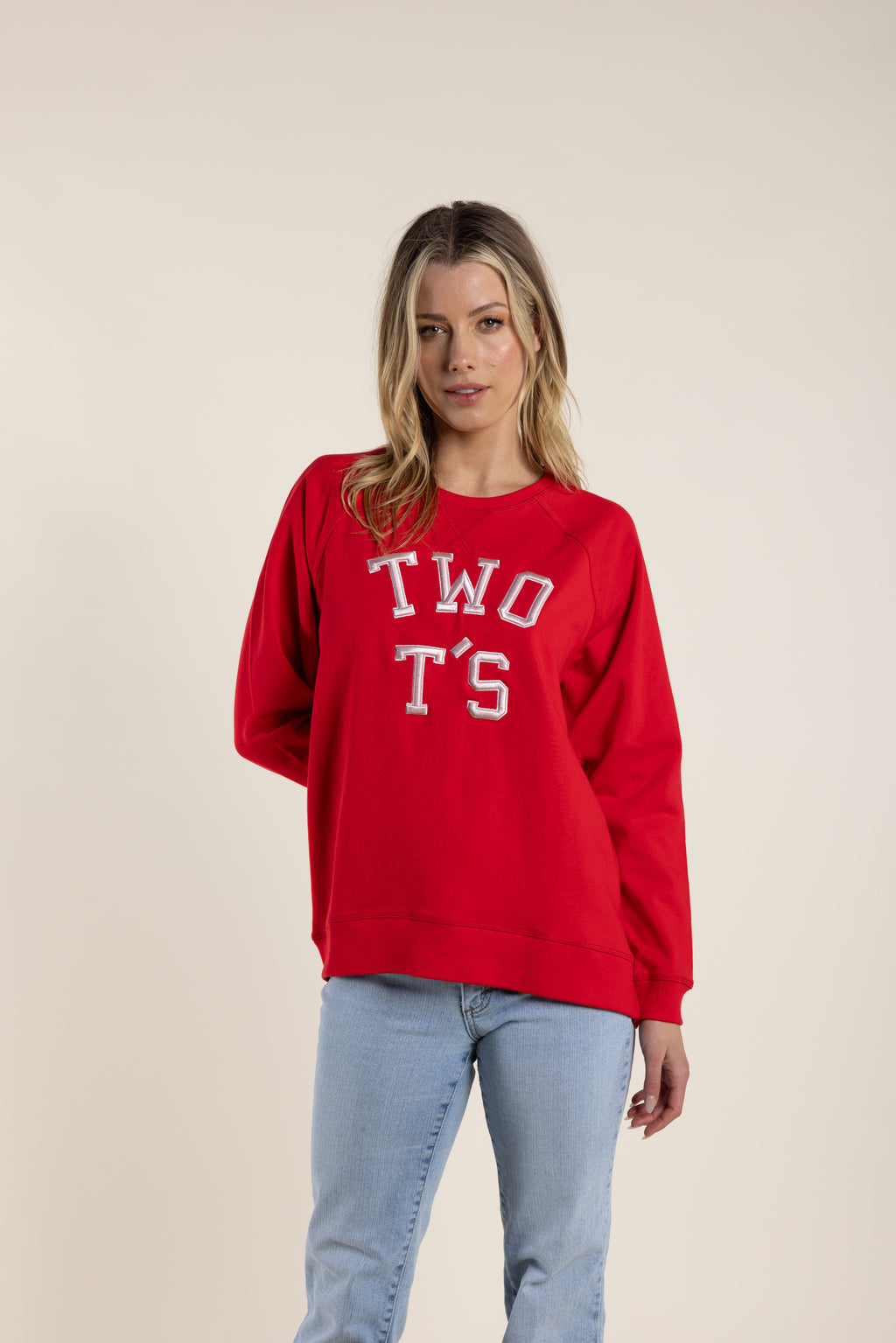 Two T's Colleage Embroided Logo Sweat - Red
