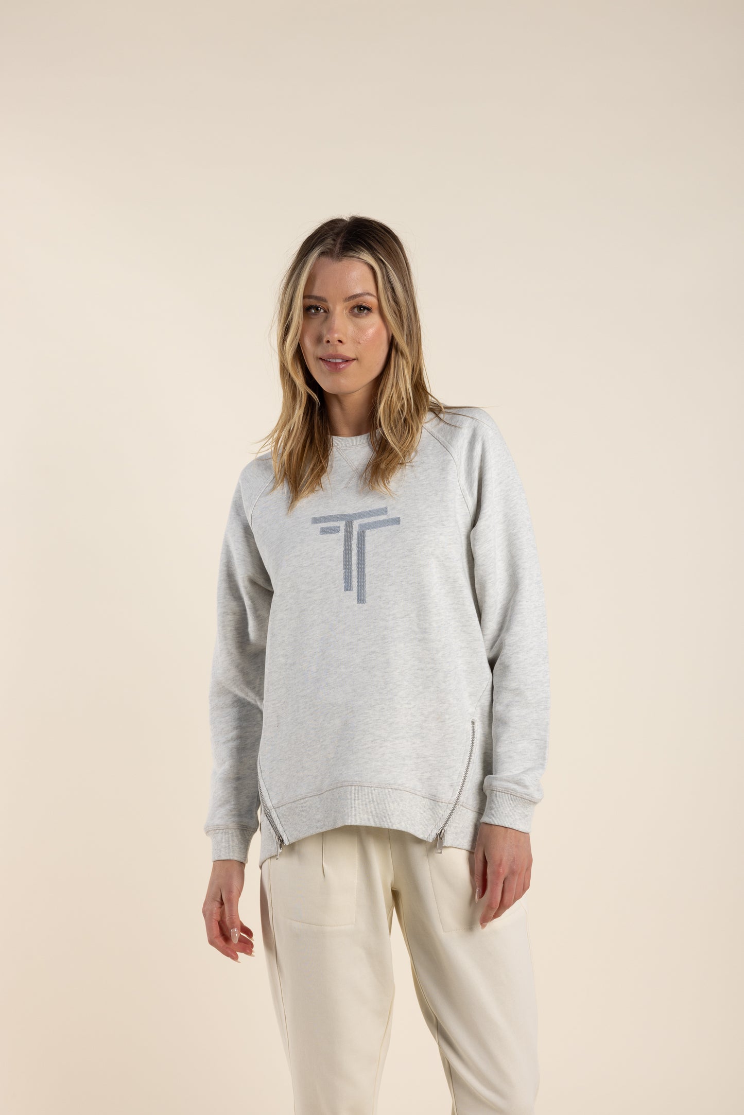 Two T's Sequin Logo Sweat W/Zips Grey