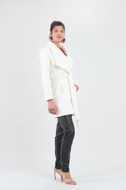 Honey and Beau Manhattan Collar Coat Off White