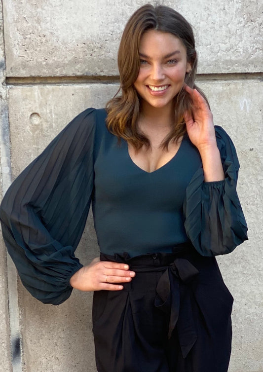 Spicy Sugar Pleat Slv Top